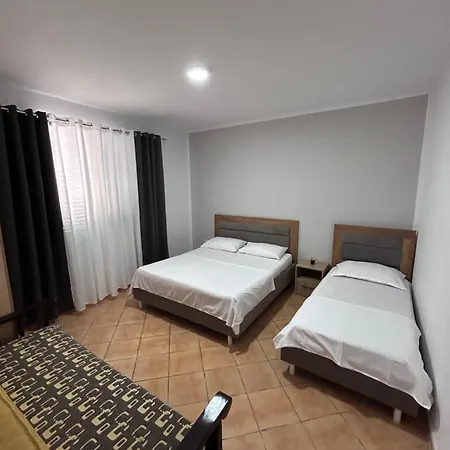 Дом отдыха Private House Velipoj *