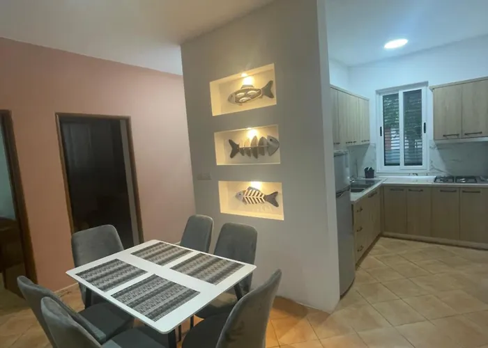 度假居 Private House Velipoj *